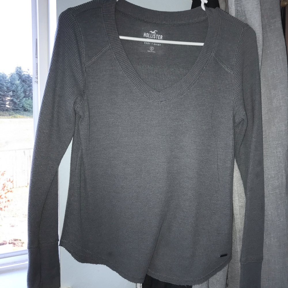 hollister v-neck sweater